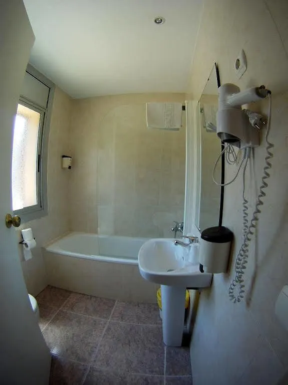 Guest house Hostal Restaurante Cornella Cornella de Llobregat Spain
