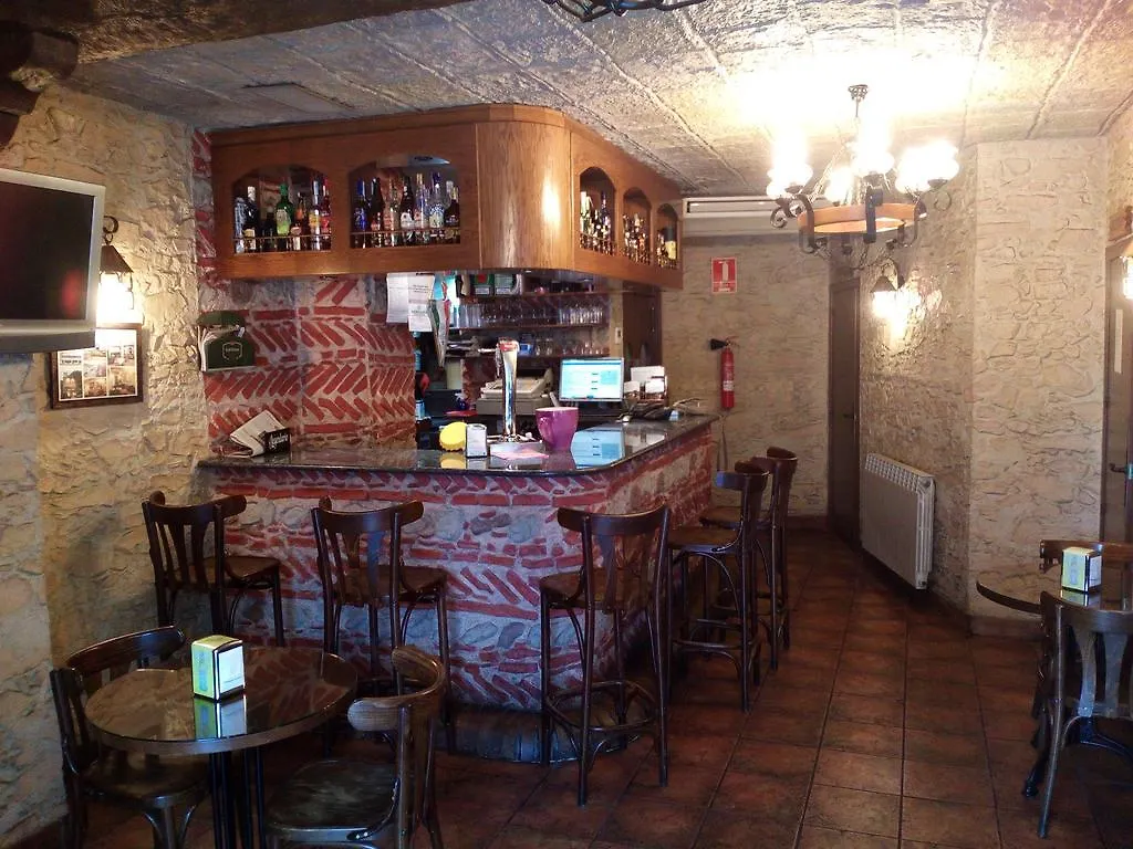 Hostal Restaurante Cornella Cornellà de Llobregat 0*,